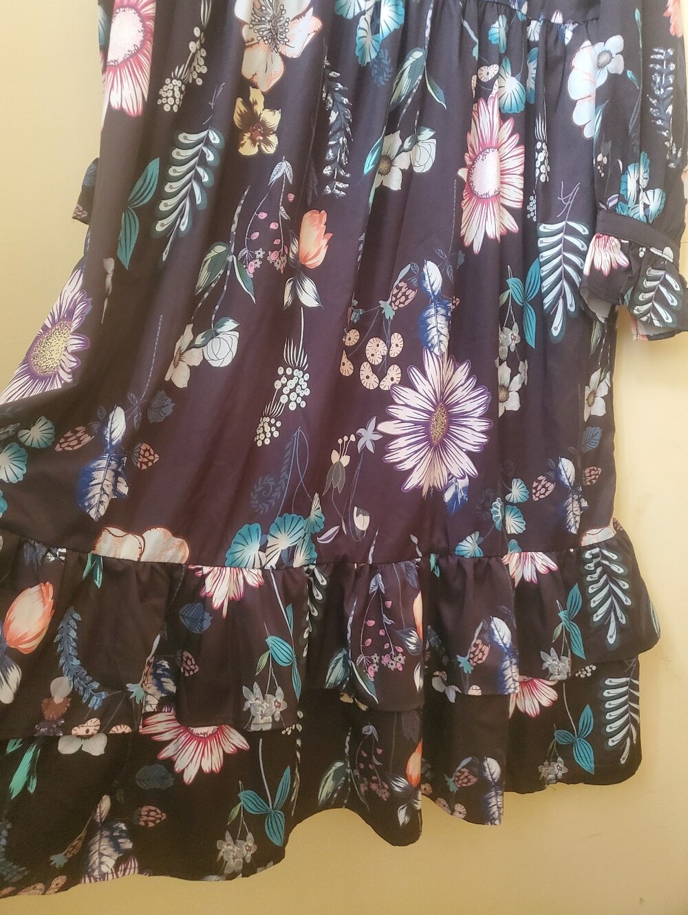 2/$20 cindybaby Long Sleeve Floral Maxi - Picture 9 of 10